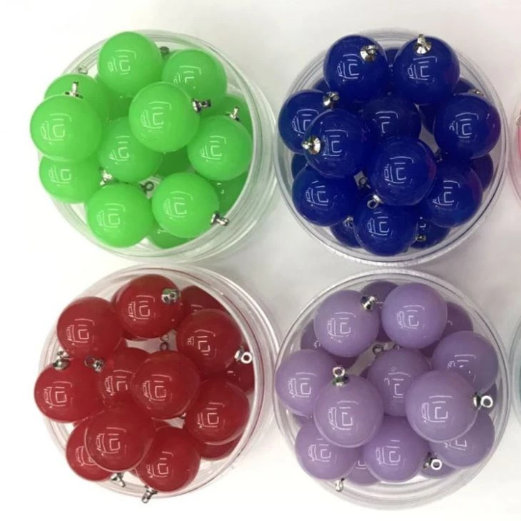 Solid Acrylic Balls (1)(001)